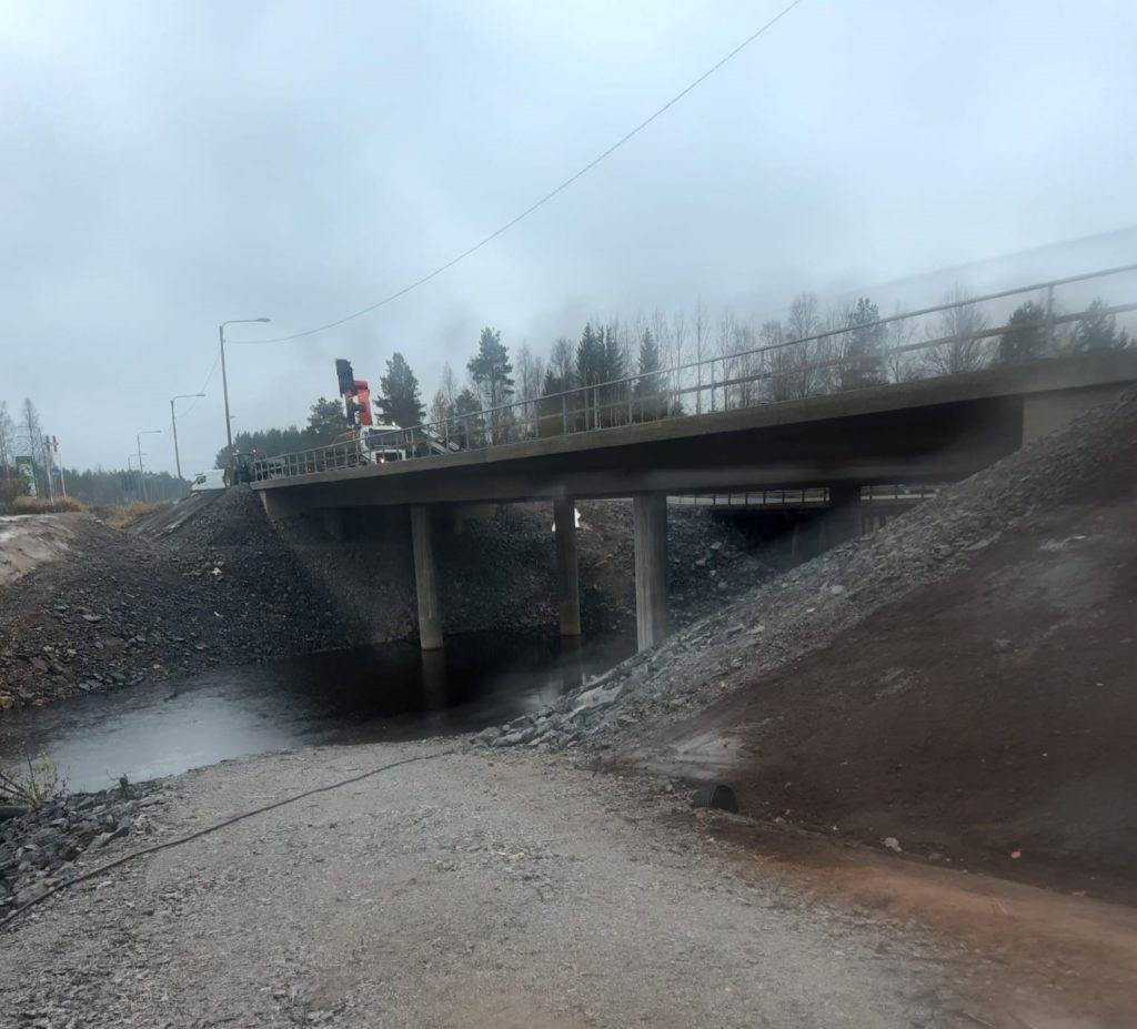 Skartan rakentama silta yli Siikajoen avattiin liikenteelle
